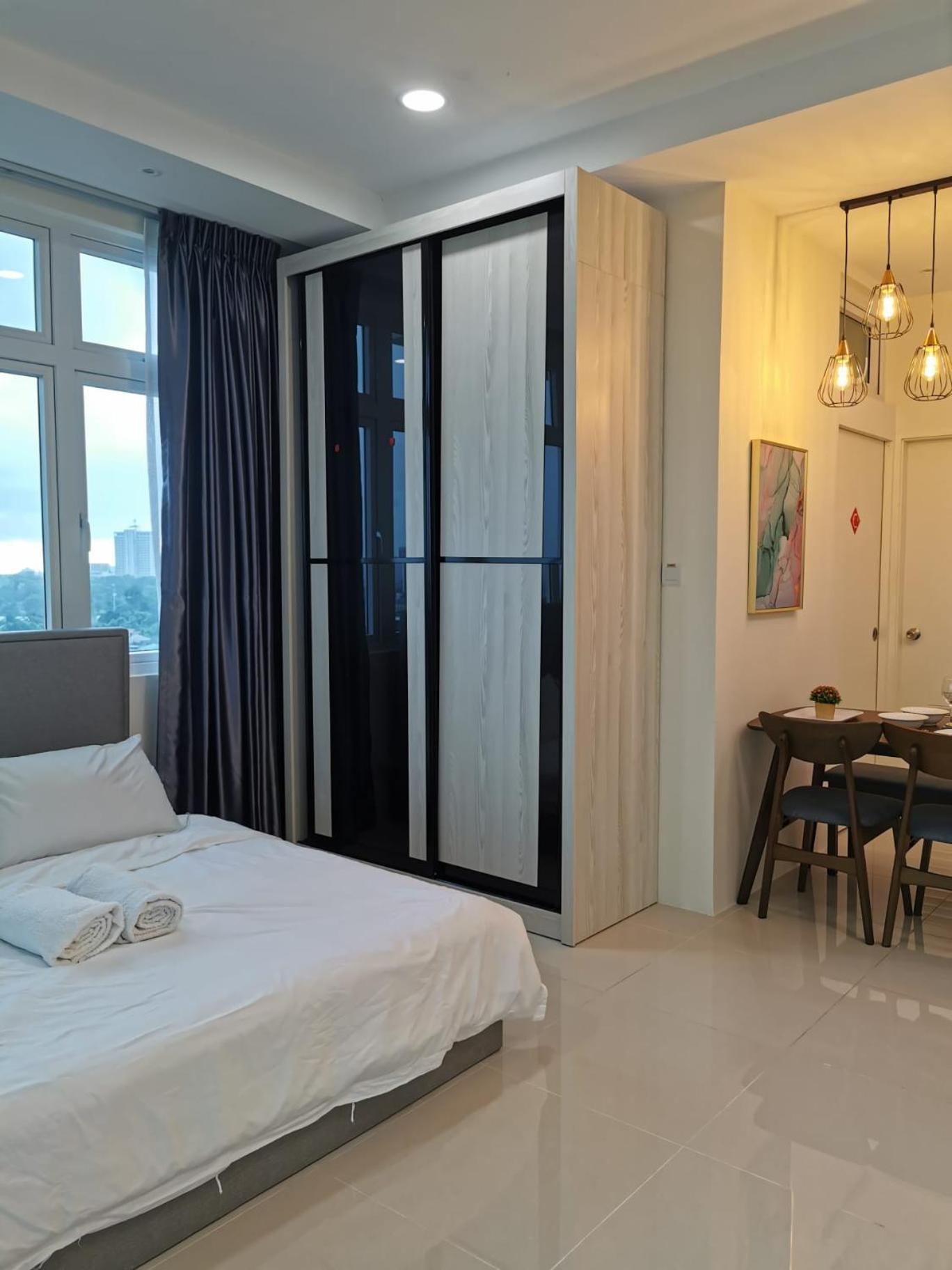 Cozzzy Hut @ Riverine Diamond Кучинг Номер фото